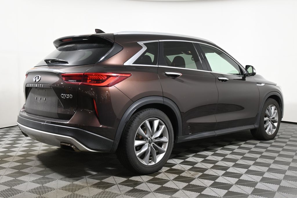 Thumbnail: 2020 INFINITI QX50 - 7