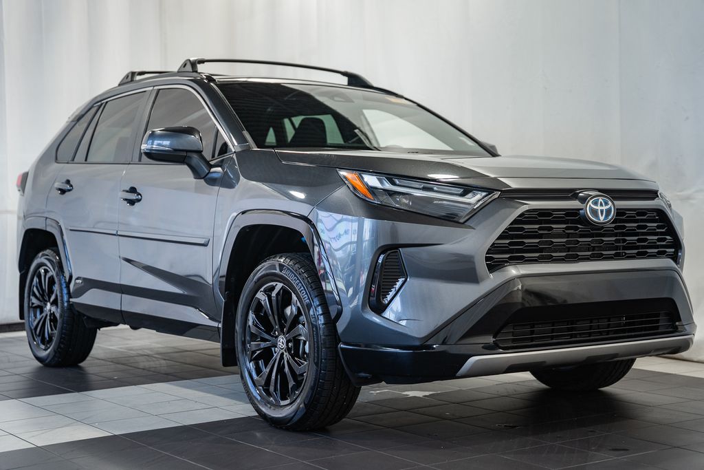 Magnetic Gray Metallic 2022 Toyota RAV4 Hybrid SE AWD SUV / Crossover All-Wheel Drive Continuously Variable Transmission