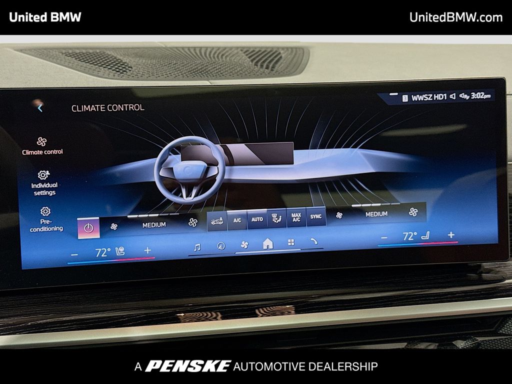 Thumbnail: 2027 BMW X7 - 11