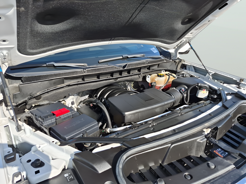 Used 2024 White GMC Denali image 25