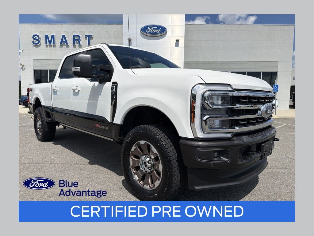 Star White Metallic Tri-Coat 2024 Ford F-250 Super Duty Pickup Truck Four-Wheel Drive Automatic