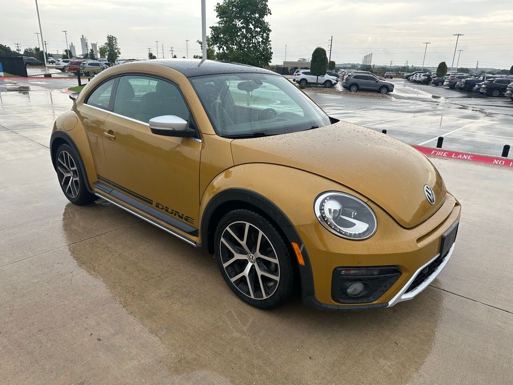 Thumbnail: 2016 Volkswagen Beetle - 2