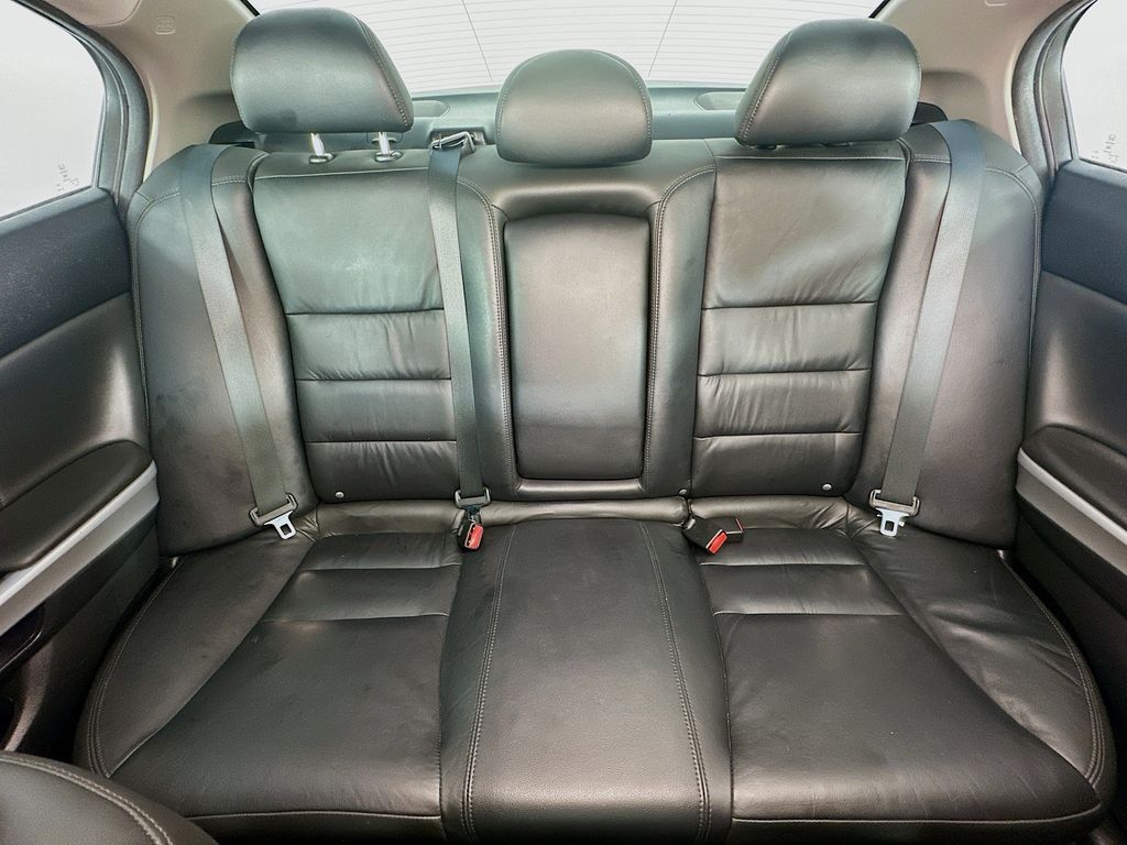 Used 2010 Green Honda EX-L image 13