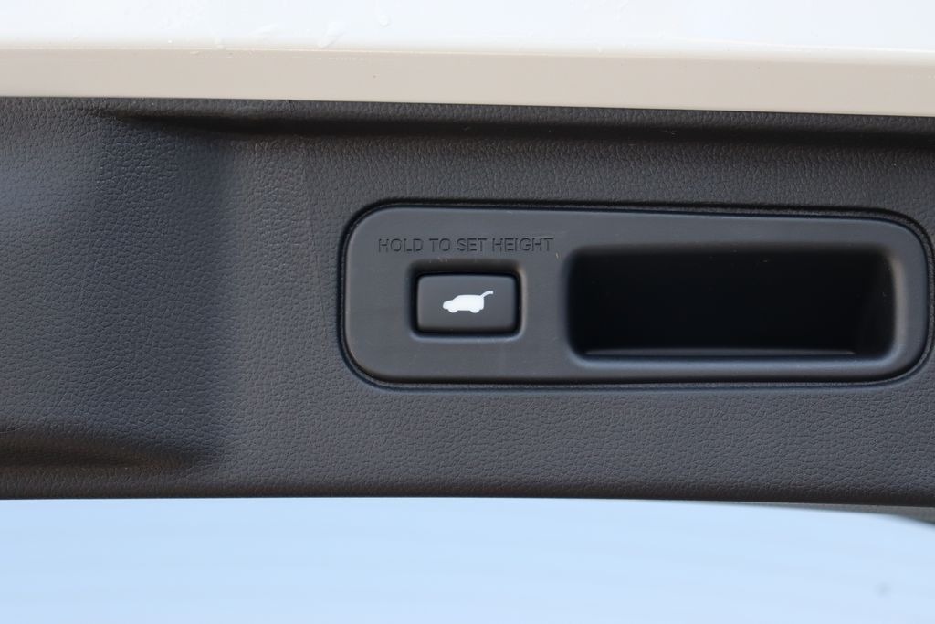 2025 Honda Pilot Touring 15