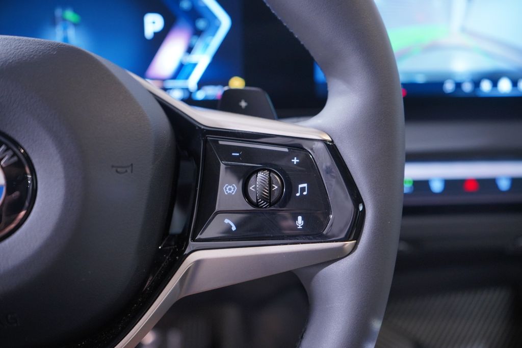 Thumbnail: 2025 BMW X3 - 19