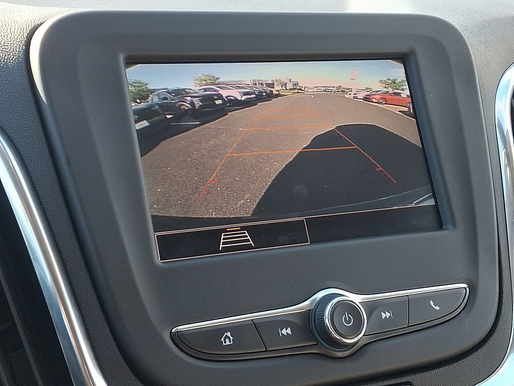 Thumbnail: 2023 Chevrolet Equinox - 18
