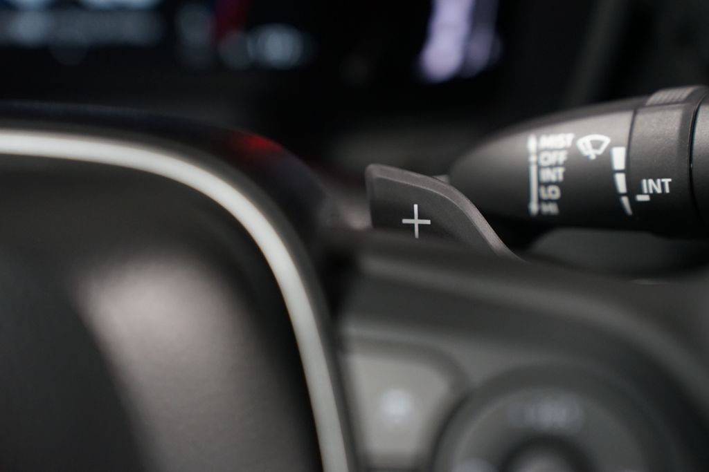 Thumbnail: 2025 Toyota Corolla - 15