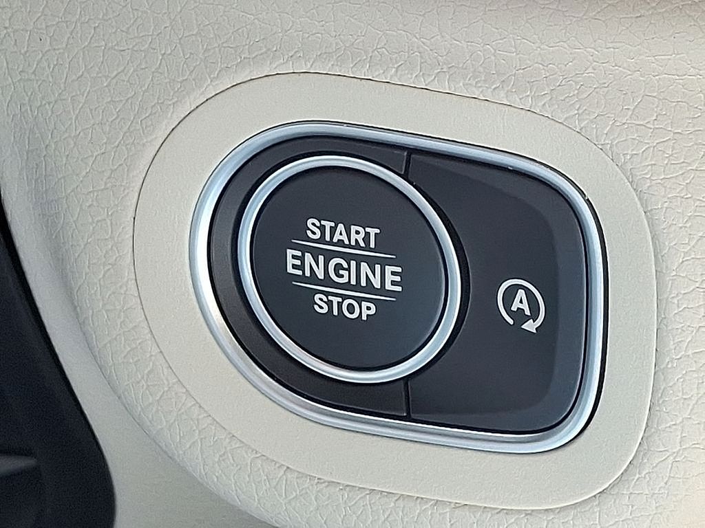 Thumbnail: 2025 Mercedes-Benz GLE - 18