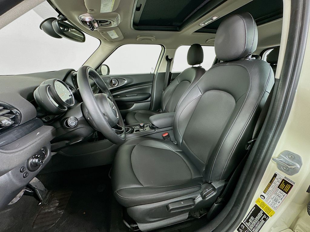 Thumbnail: 2017 MINI Cooper Clubman - 16