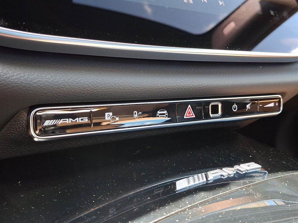 Thumbnail: 2026 Mercedes-Benz E-Class - 11