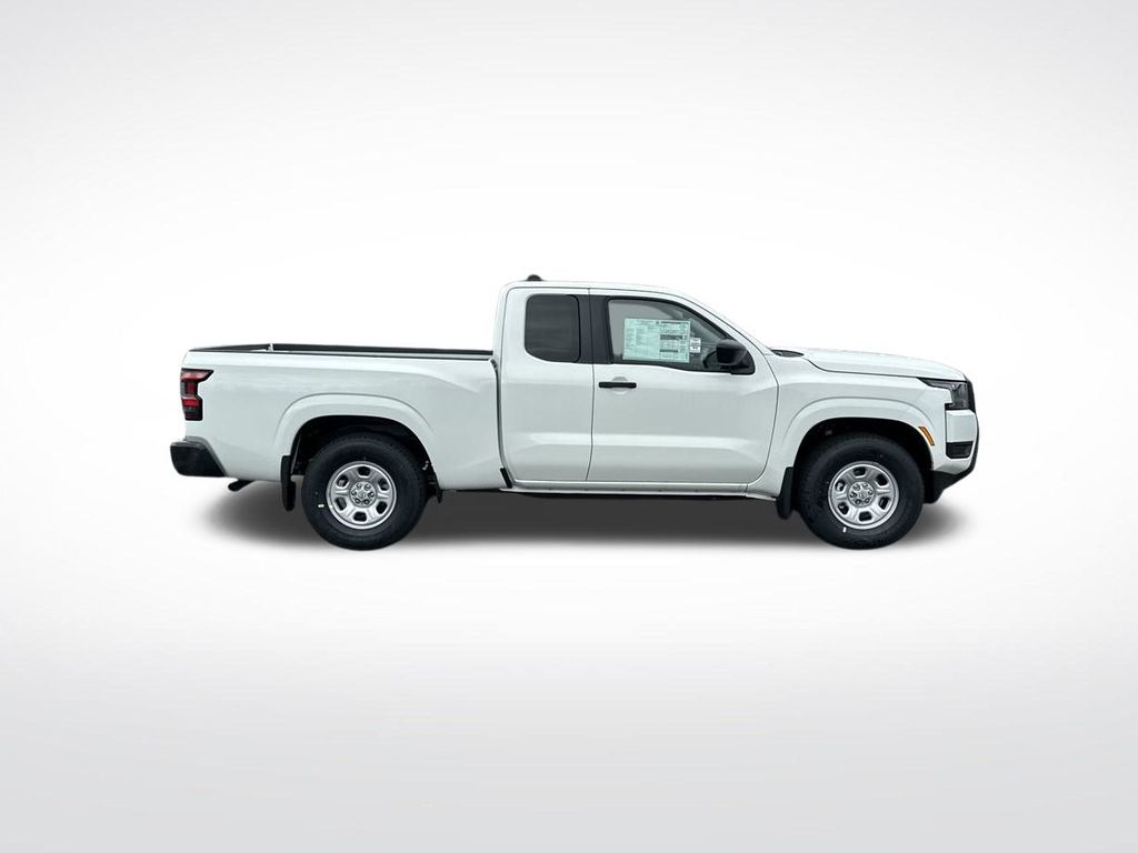 2025 Nissan Frontier S photo
