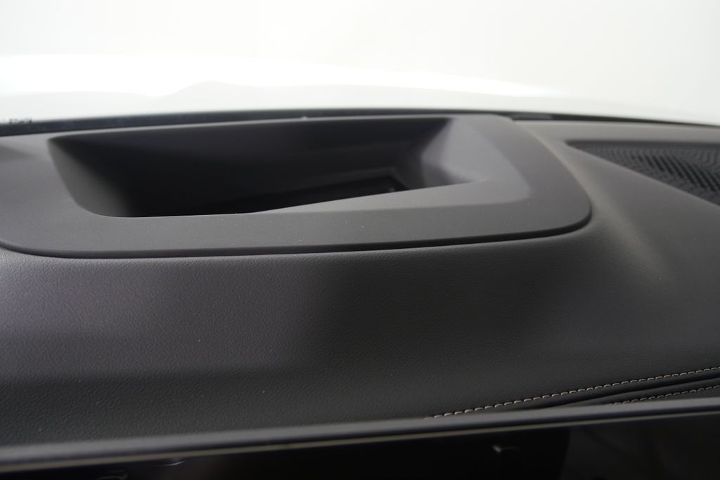 Thumbnail: 2026 BMW X5 - 20