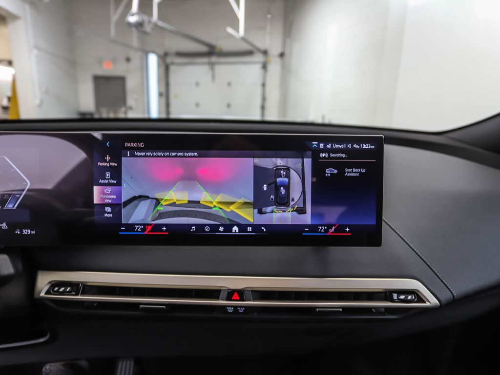 Thumbnail: 2026 BMW iX - 19