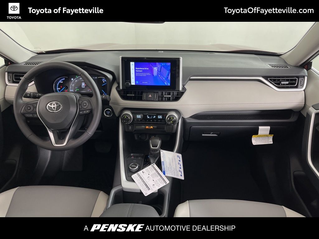 2025 Toyota RAV4 XLE Premium 16