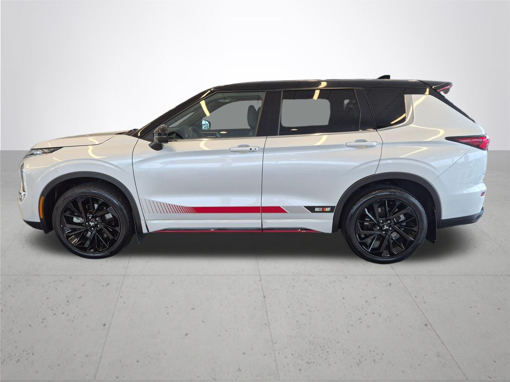 2024 Mitsubishi Outlander SE Ralliart