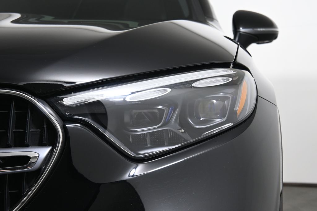 Thumbnail: 2025 Mercedes-Benz GLC - 10