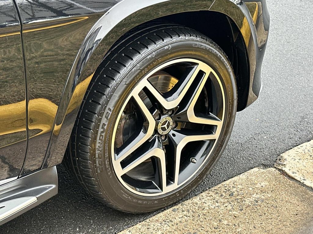 Thumbnail: 2018 Mercedes-Benz GLS - 18