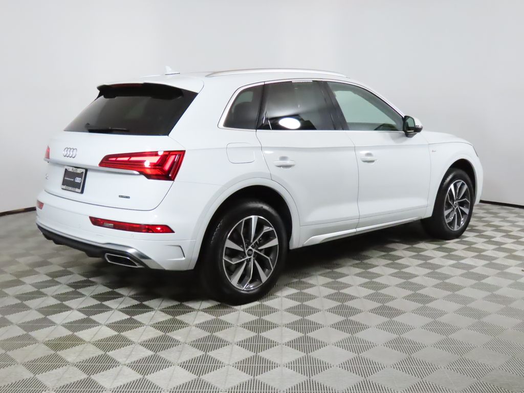 Thumbnail: 2025 Audi Q5 - 5