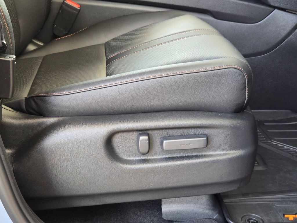 Used 2025 Honda Ridgeline Truck