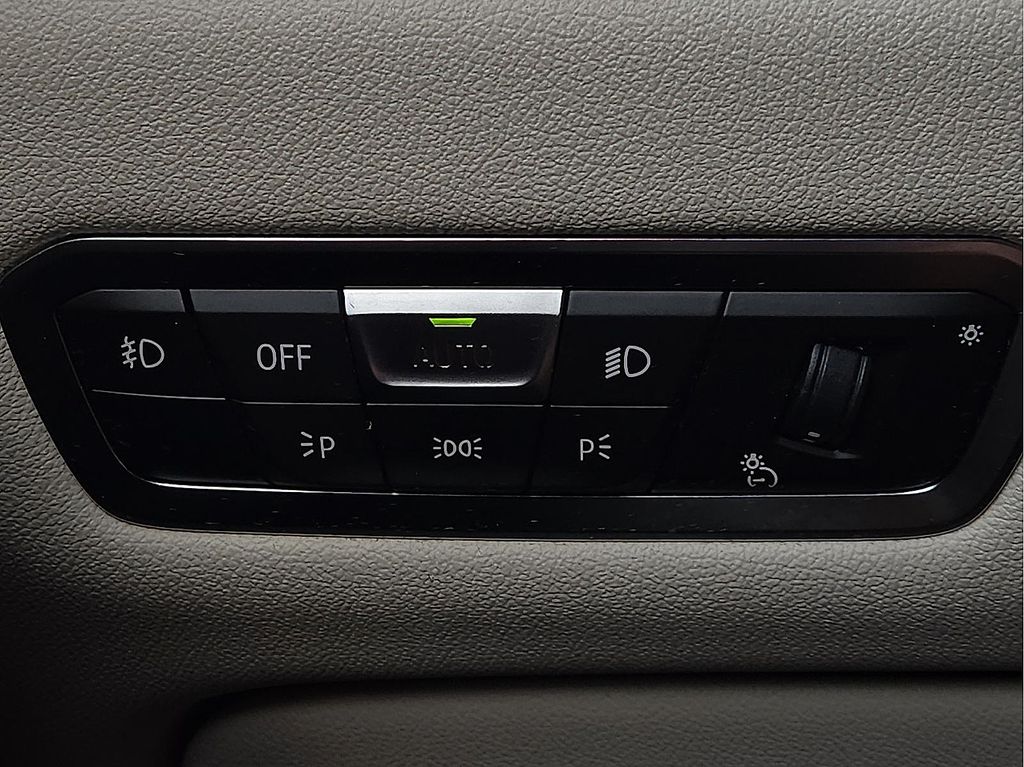 Used 2019 BMW X5 xDrive40i For Sale in Farmington, AR