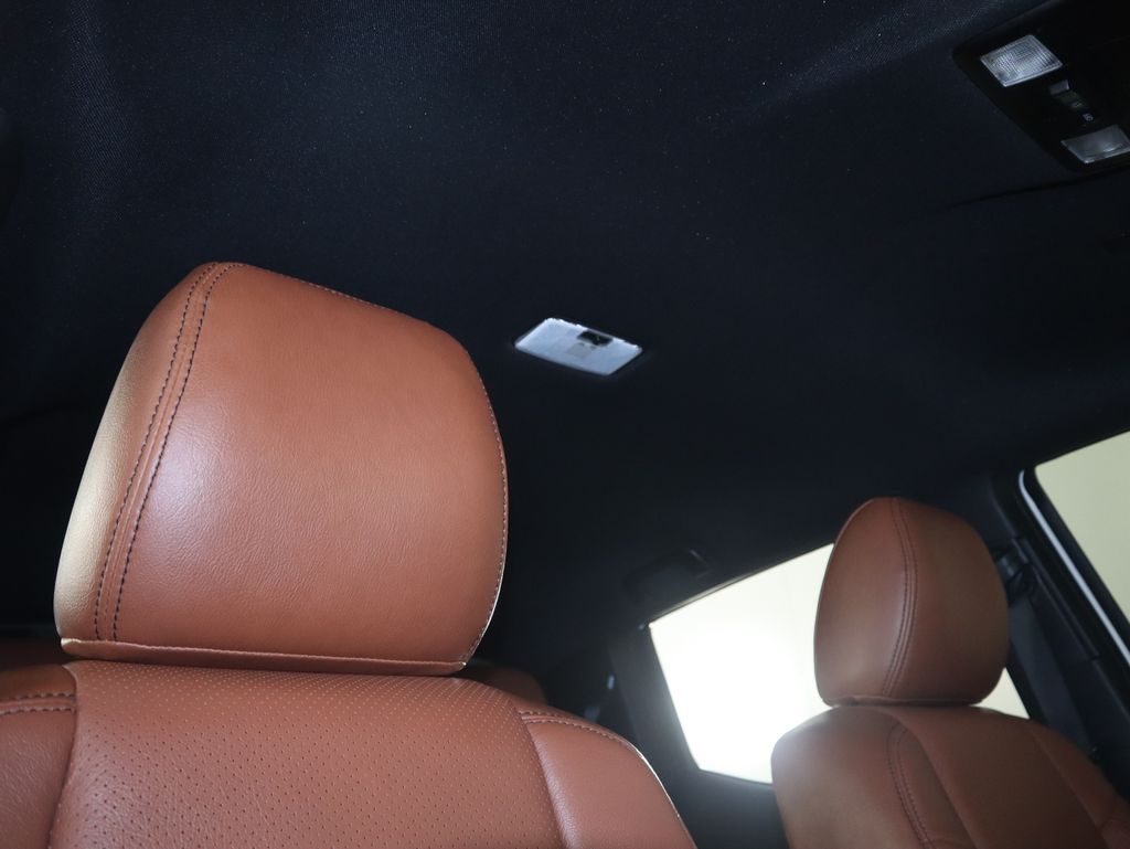 Thumbnail: 2019 Toyota Tacoma - 19