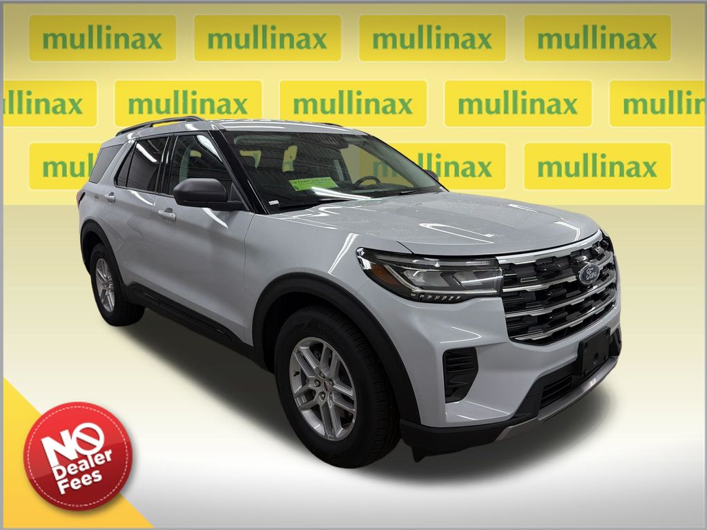 SPACE WHITE 2026 Ford Explorer SUV / Crossover Rear-Wheel Drive Automatic