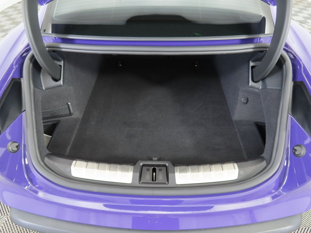 Thumbnail: 2022 Porsche Taycan - 28