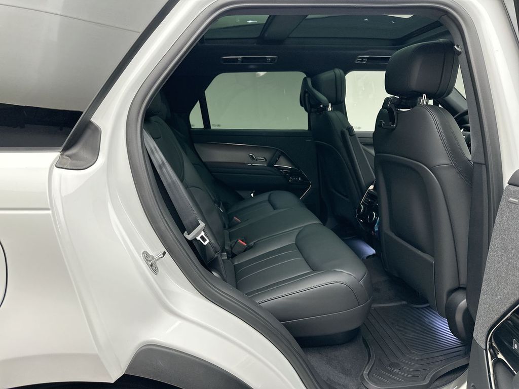 2025 Land Rover Range Rover Sport SE Dynamic 6