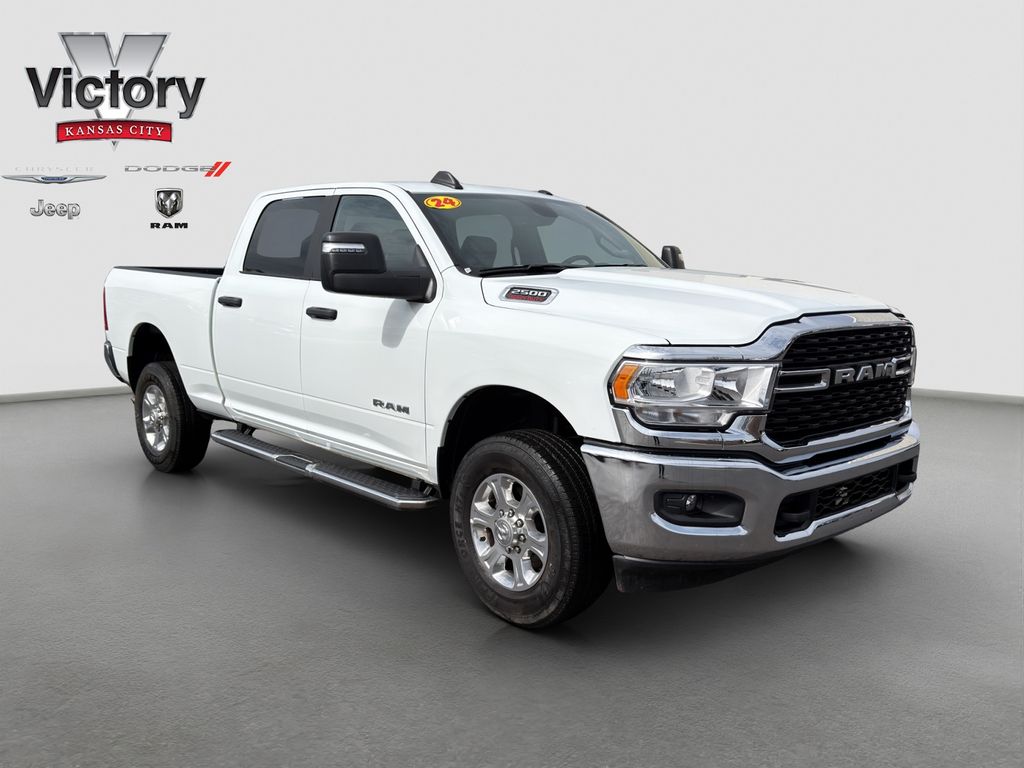 2024 RAM 2500 Big Horn Crew Cab 4WD