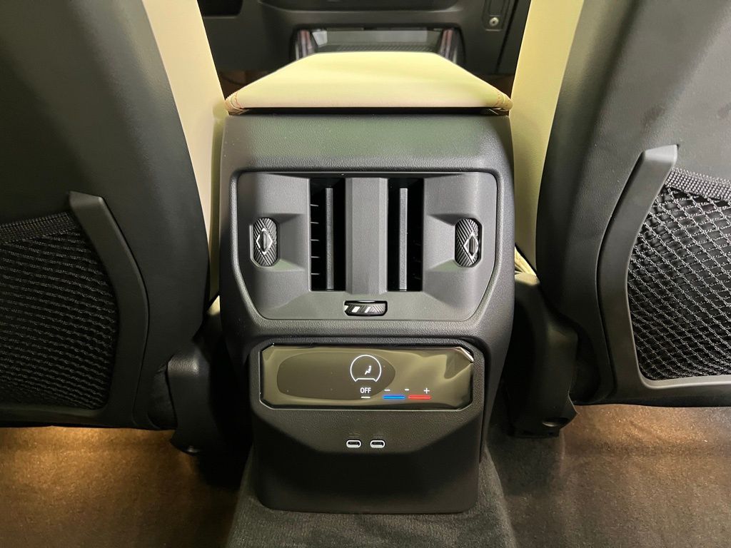 Thumbnail: 2026 BMW X3 - 10