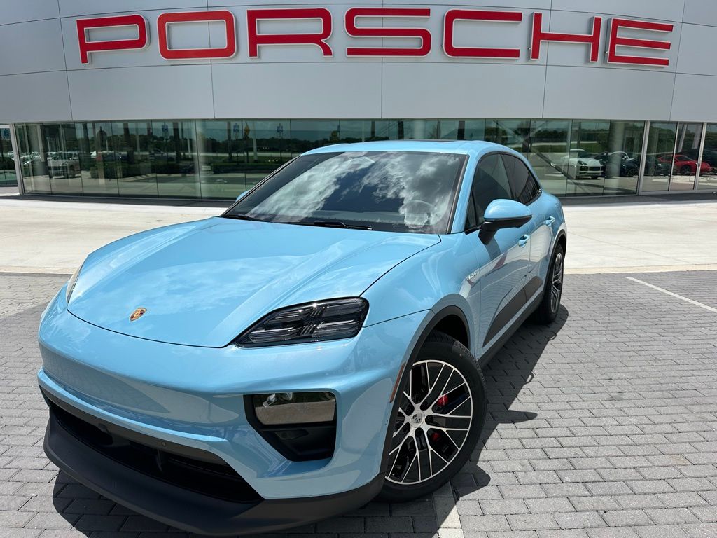 Thumbnail: 2025 Porsche Macan - 1