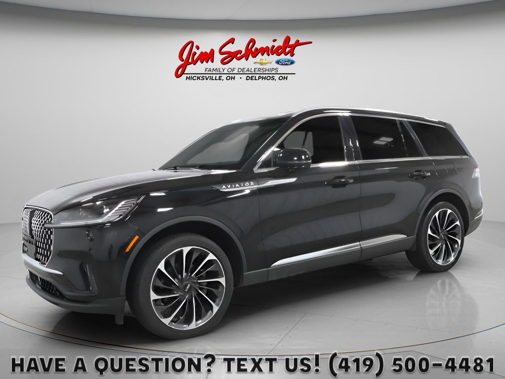 Infinite Black Metallic Clearcoat 2025 Lincoln Aviator SUV / Crossover All-Wheel Drive Automatic