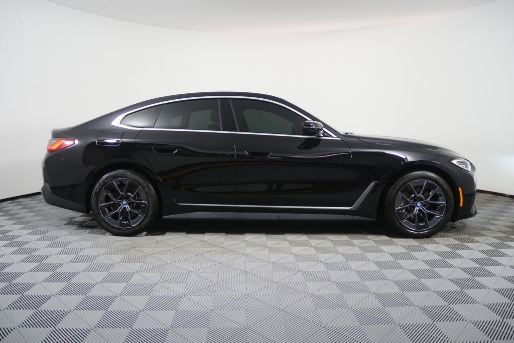 Thumbnail: 2023 BMW i4 - 2