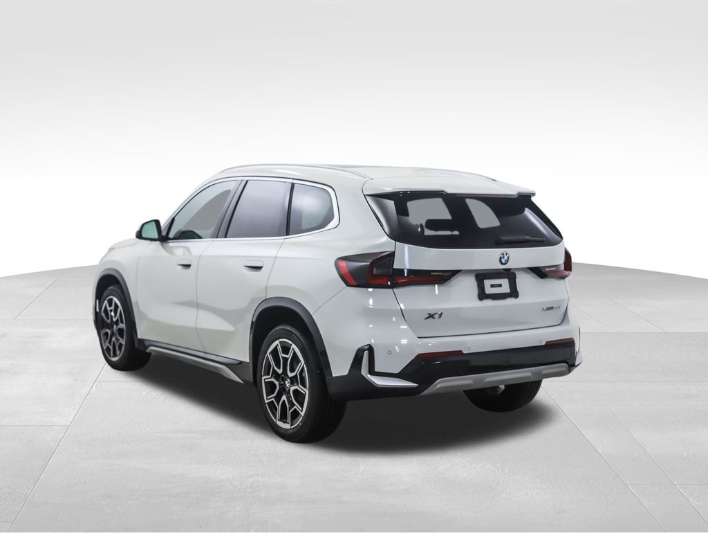 Thumbnail: 2025 BMW X1 - 3