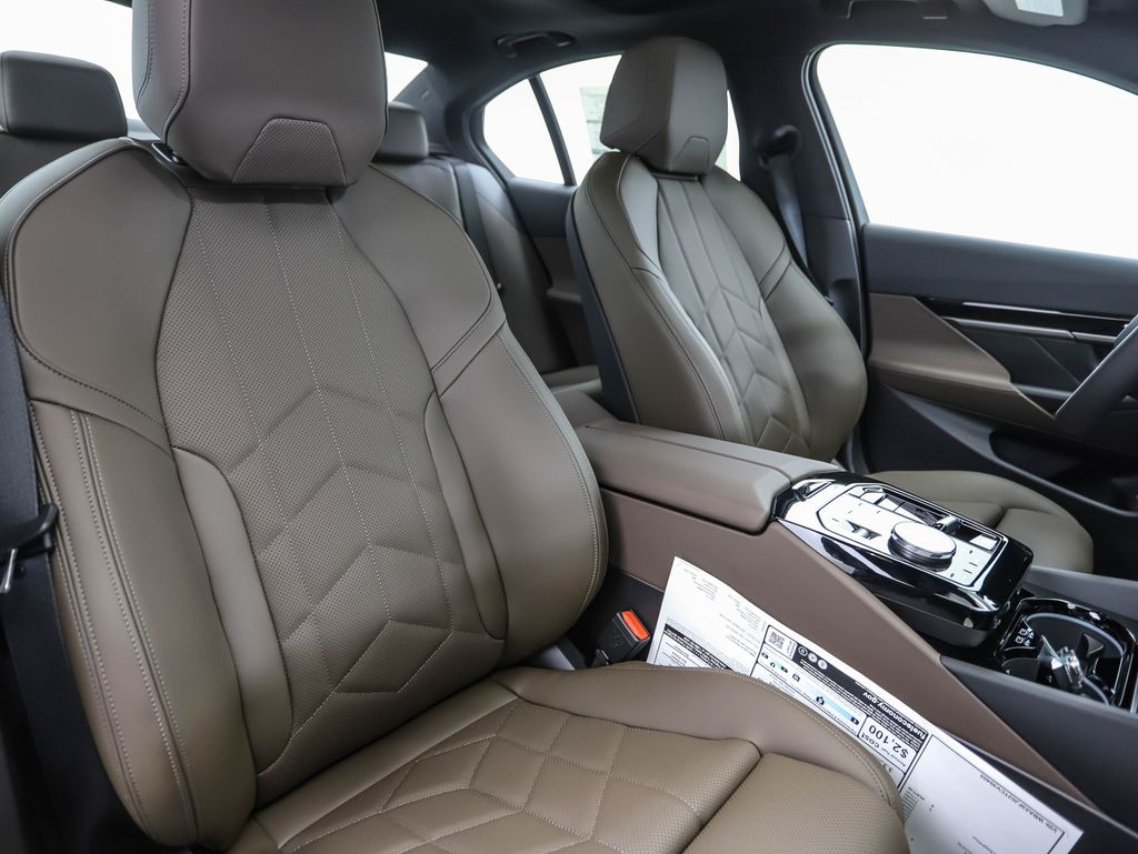 2026 BMW 5 Series 530i xDrive 31