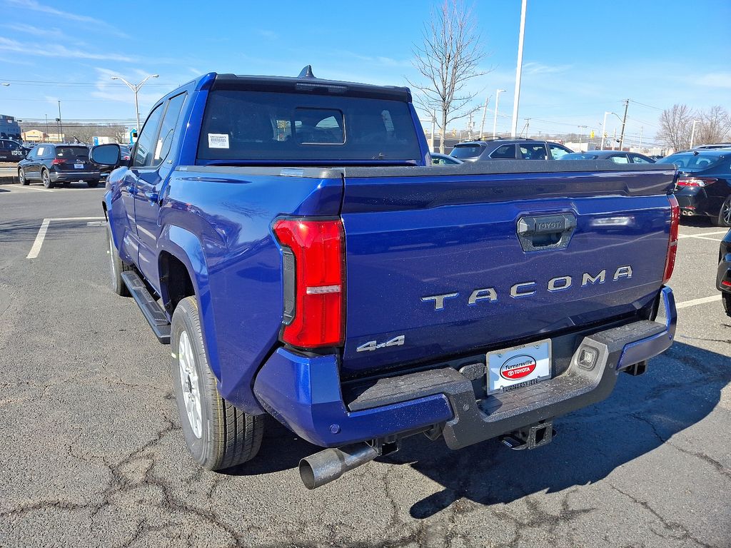 2025 Toyota Tacoma SR5 3