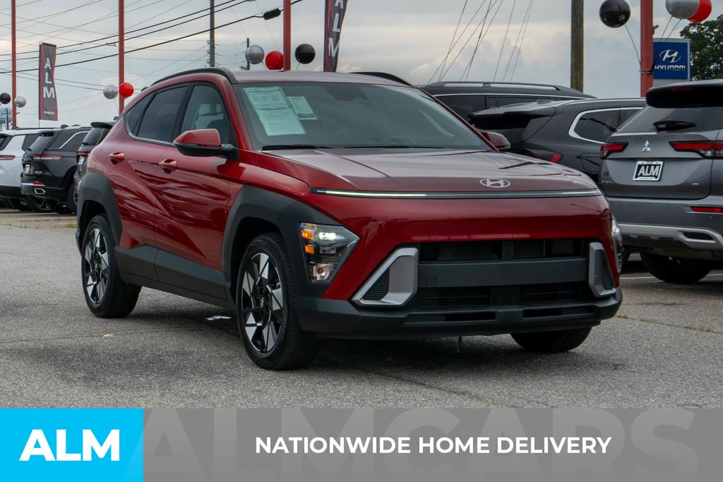 2025 Hyundai Kona SEL photo 4