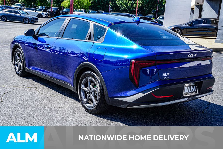Used 2025 Blue Kia LXS image 5