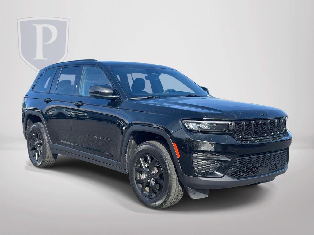 2025 Jeep Grand Cherokee Altitude 4WD