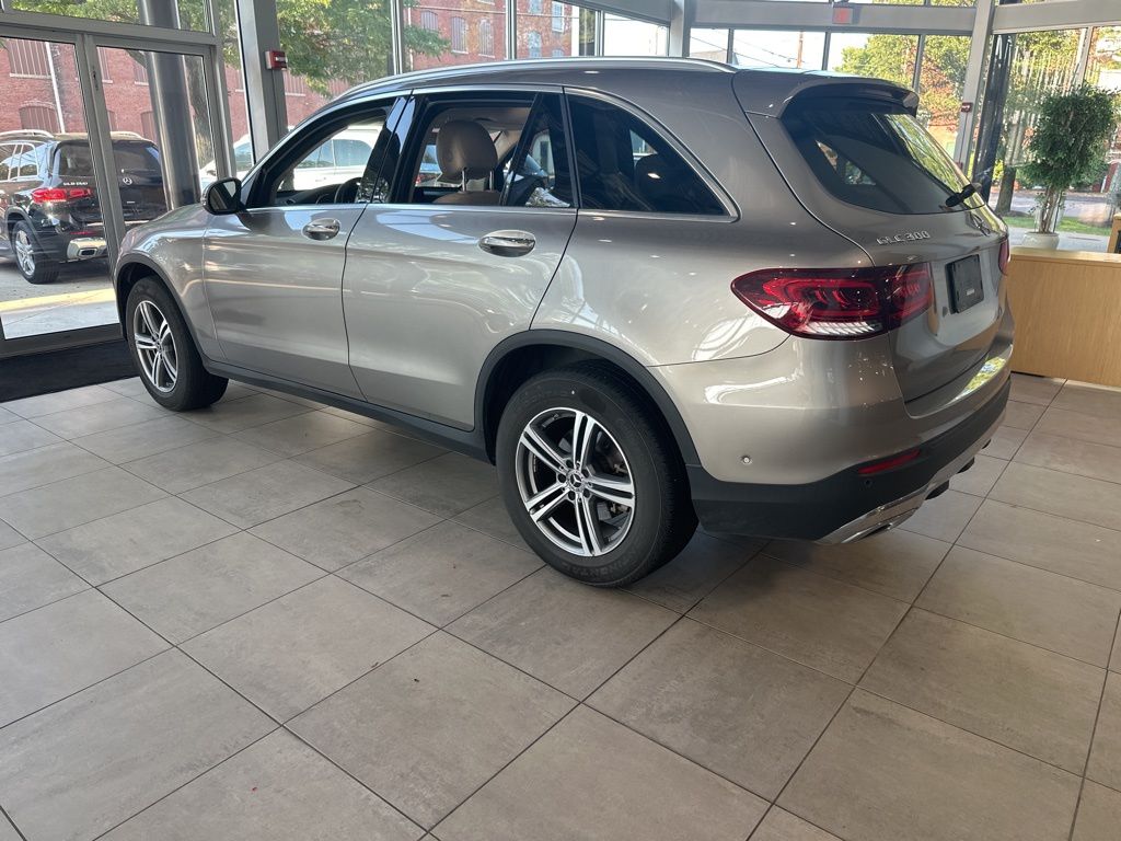 2021 Mercedes-Benz GLC GLC 300 5