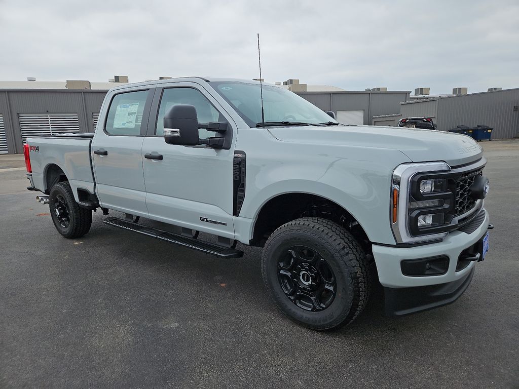 Avalanche 2026 Ford F-250 Super Duty Pickup Truck Four-Wheel Drive Automatic