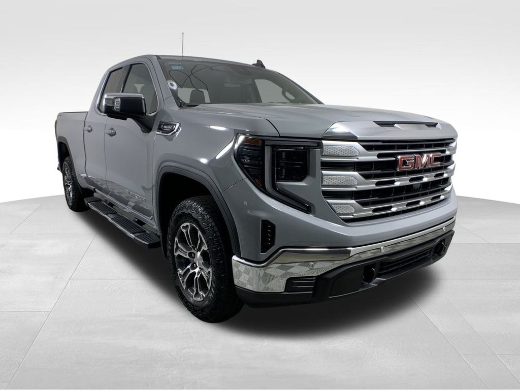 2024 GMC Sierra 1500 SLE 8