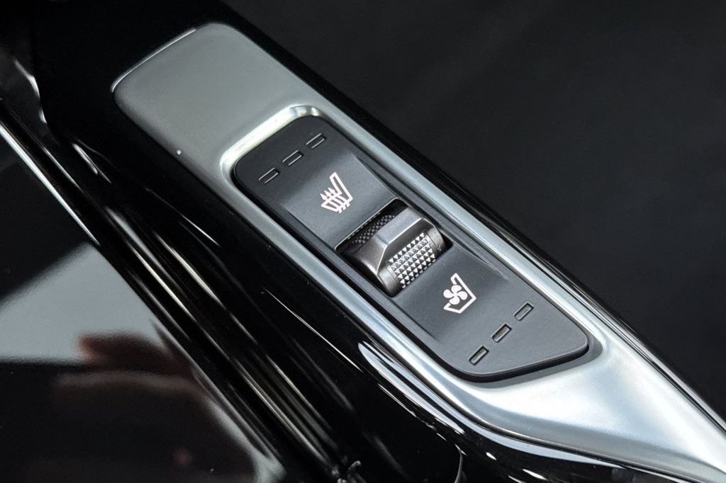 new 2026 Kia Sorento Hybrid car, priced at $48,900