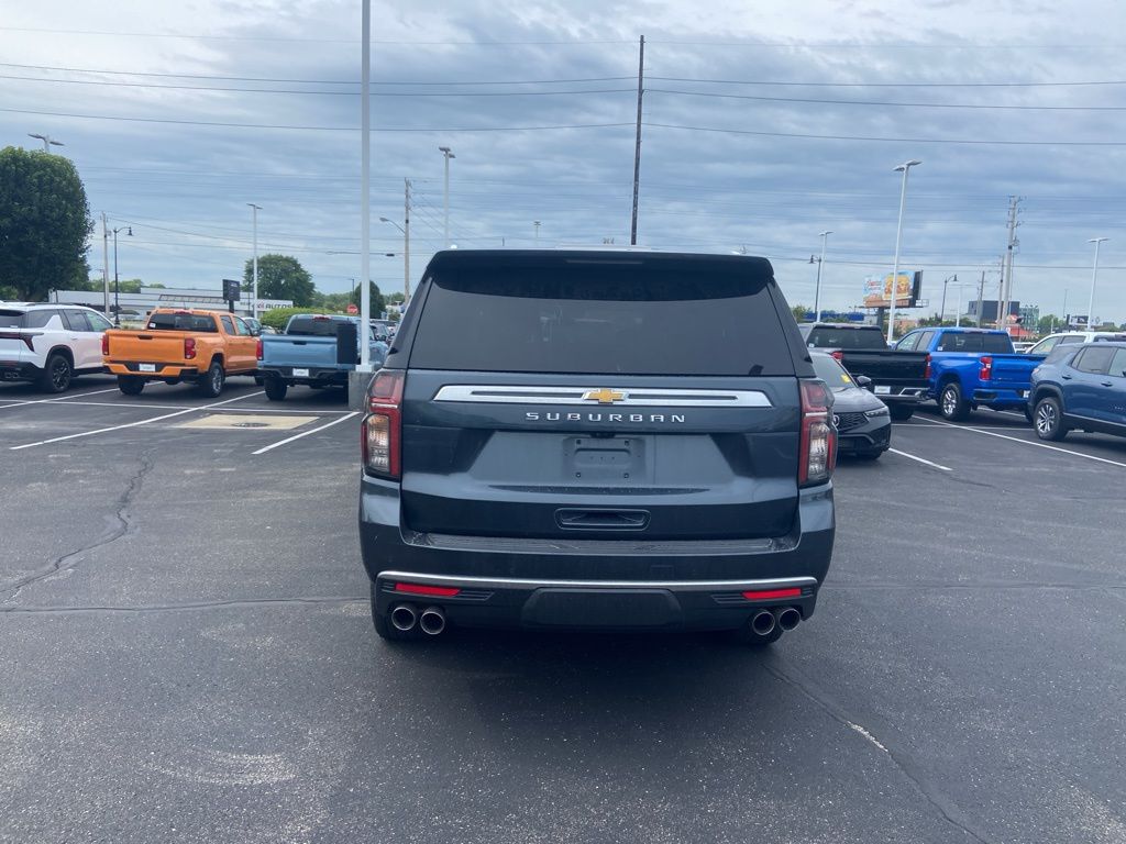 Thumbnail: 2021 Chevrolet Suburban - 4