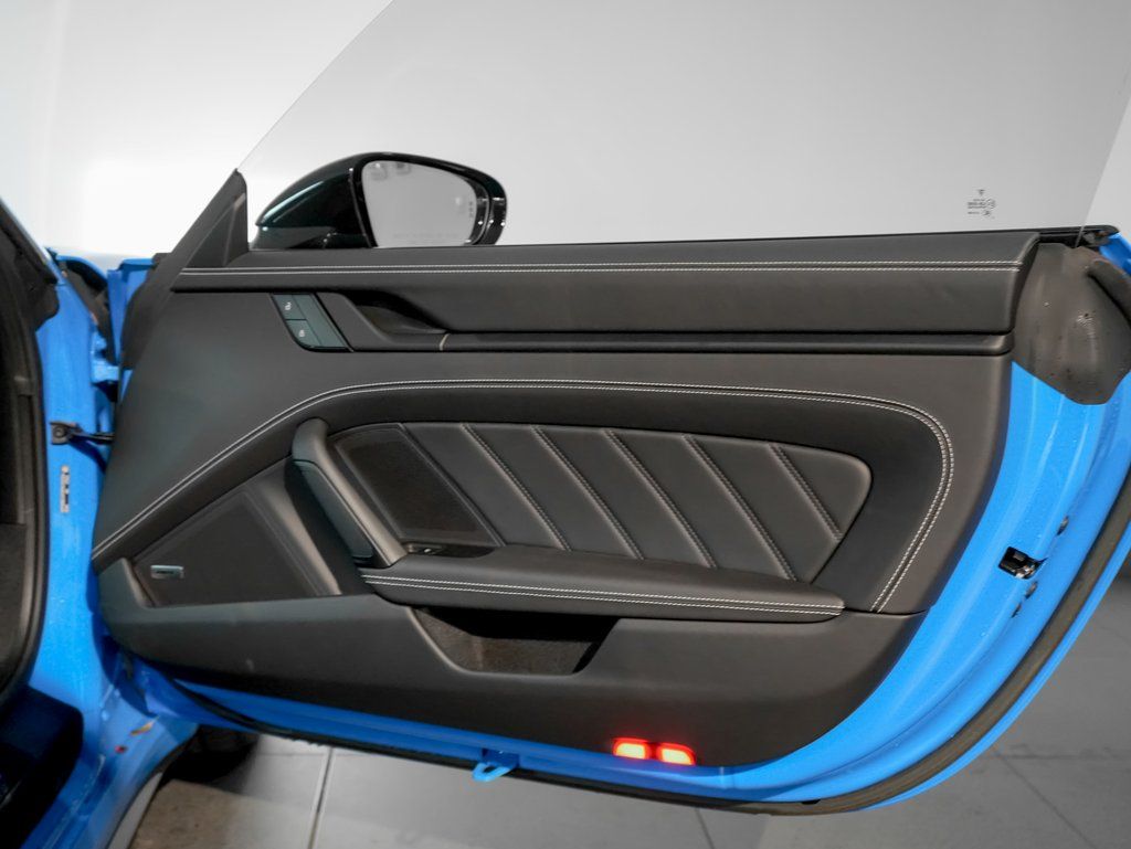 Certified Used 2023  Porsche Targa 4 GTS image 21