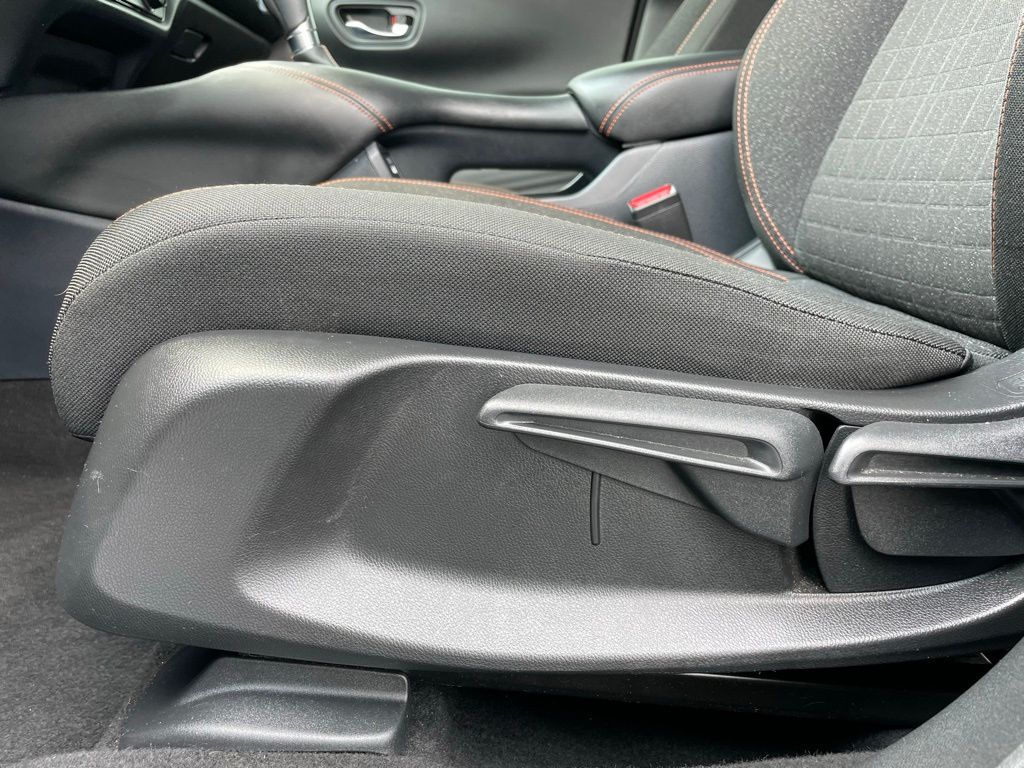 2023 Honda HR-V Sport 23