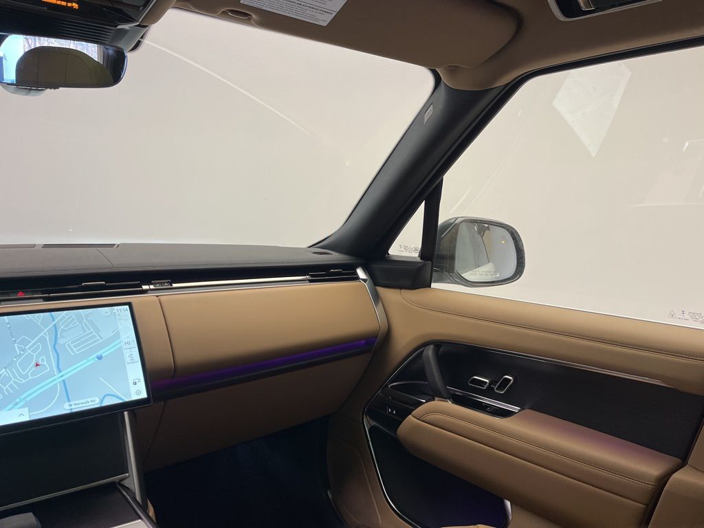 Thumbnail: 2026 Land Rover Range Rover - 26