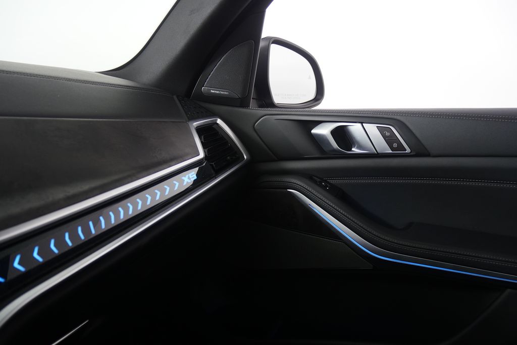 Thumbnail: 2024 BMW X5 - 30