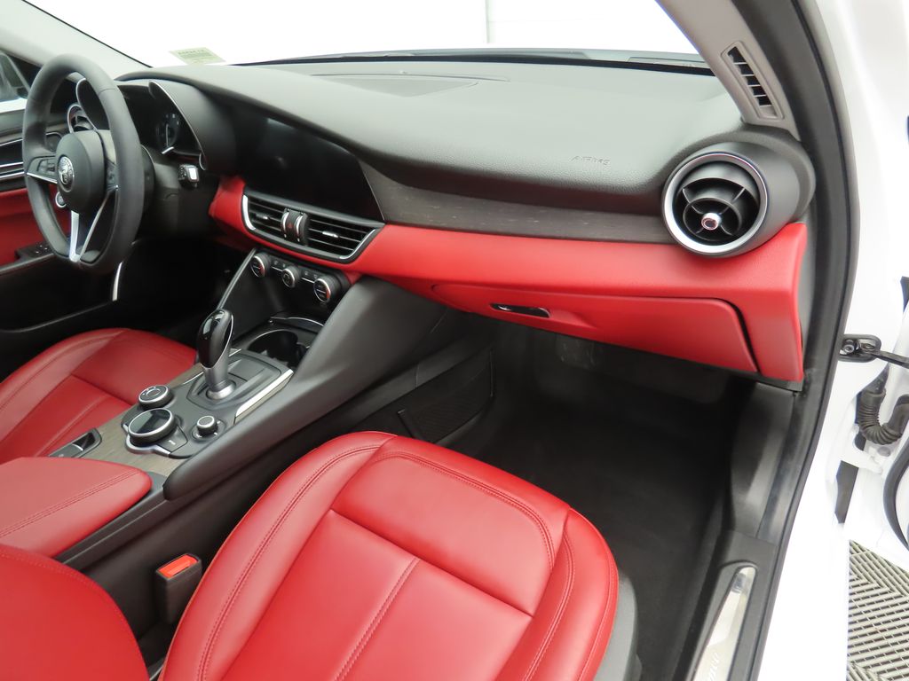 2019 Alfa Romeo Giulia Ti 18