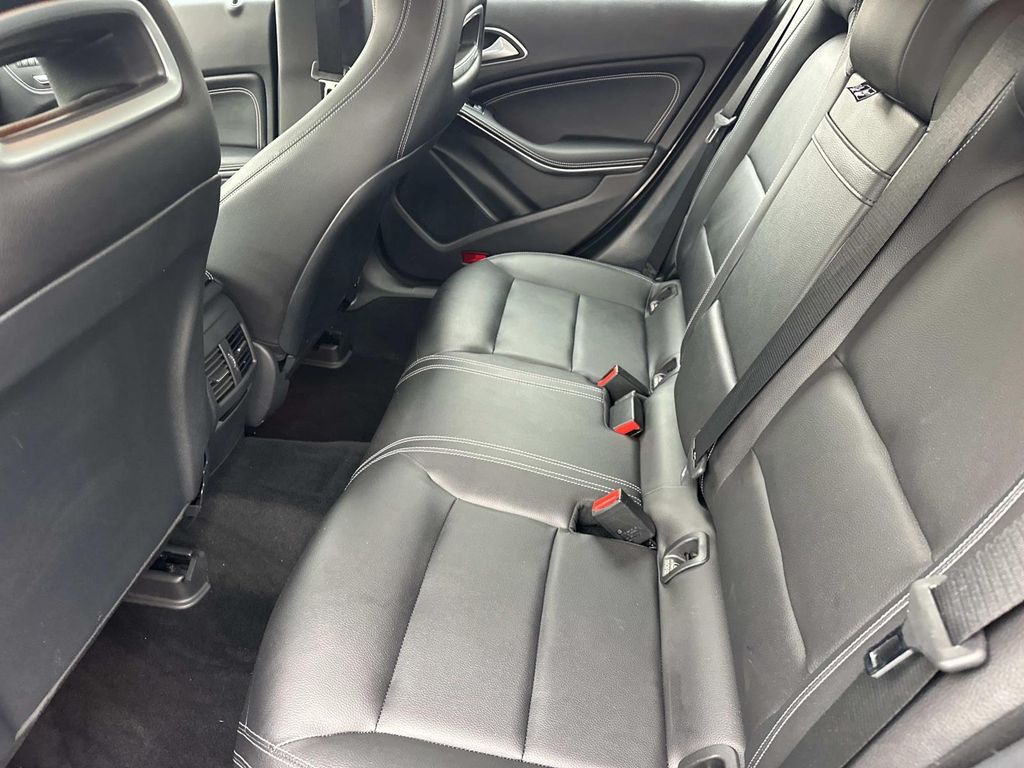 Thumbnail: 2019 Mercedes-Benz CLA - 25